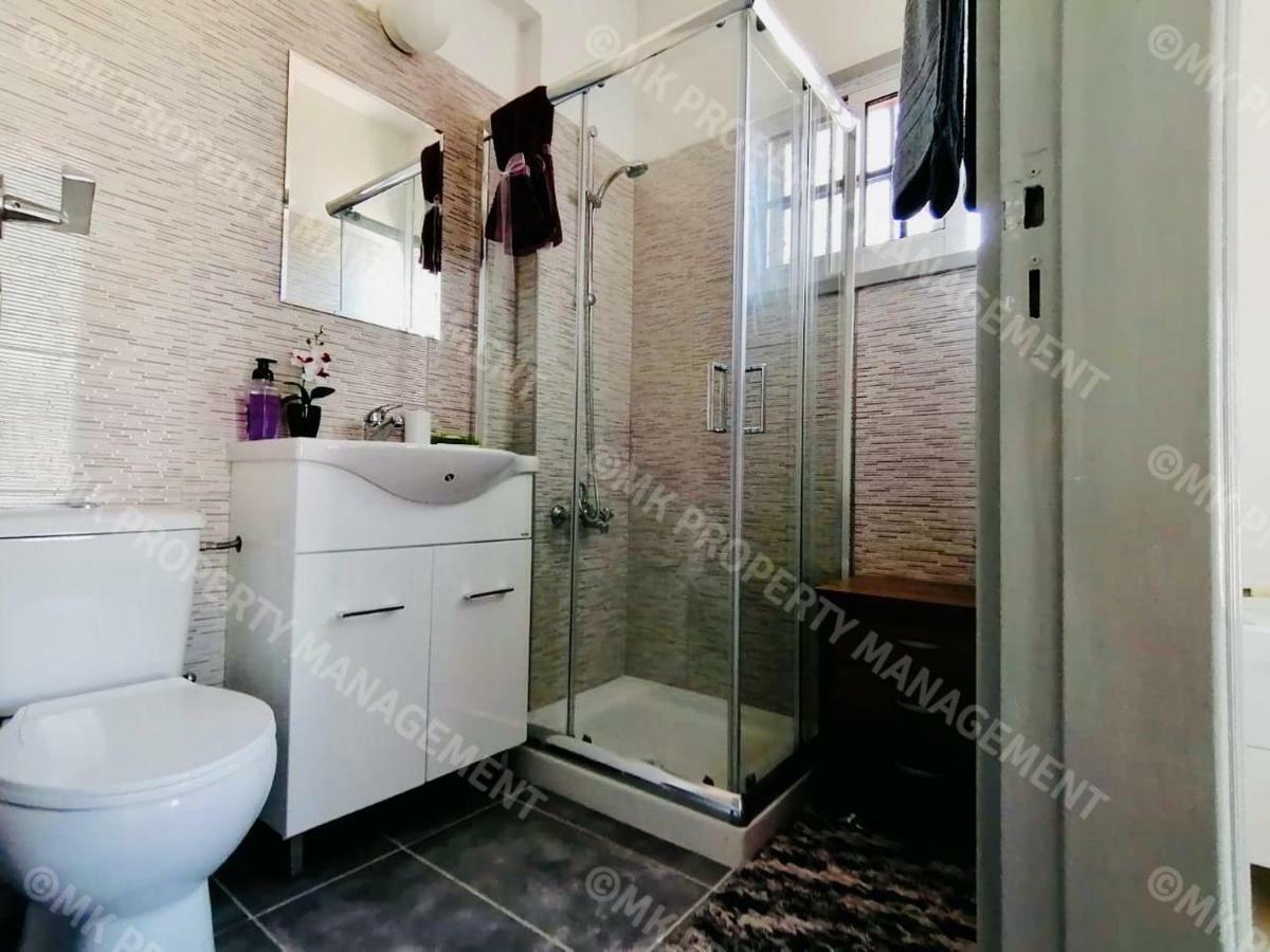 Lysia Sea-View Apartment Larnaca Exterior foto